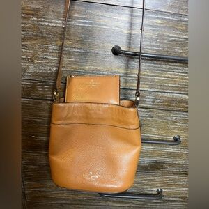 🩵Kate Spade Tan Leather Crossbody Bag